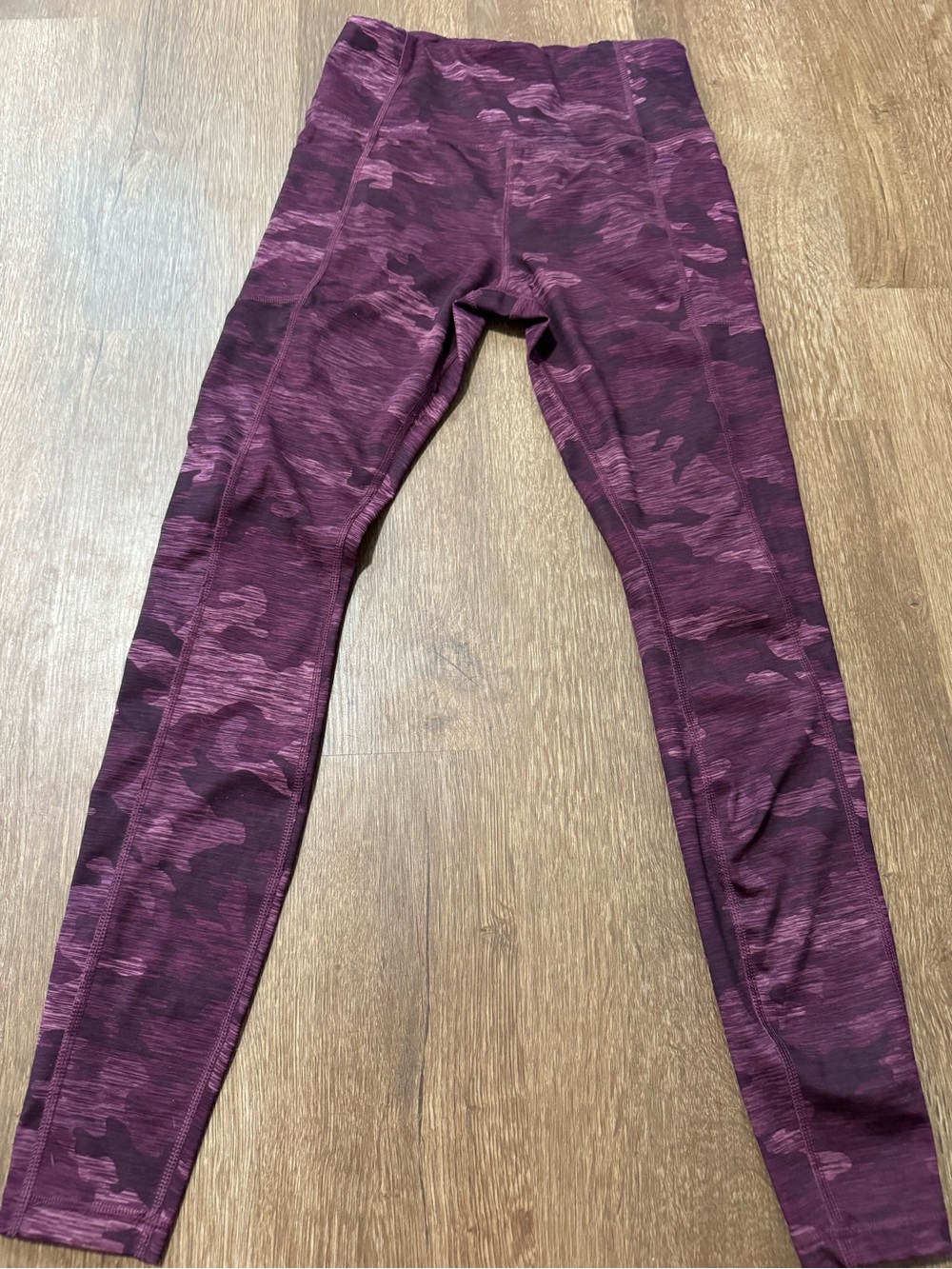 Avia Camo Printed Athletic Women’s Leggings Purple Pink Small